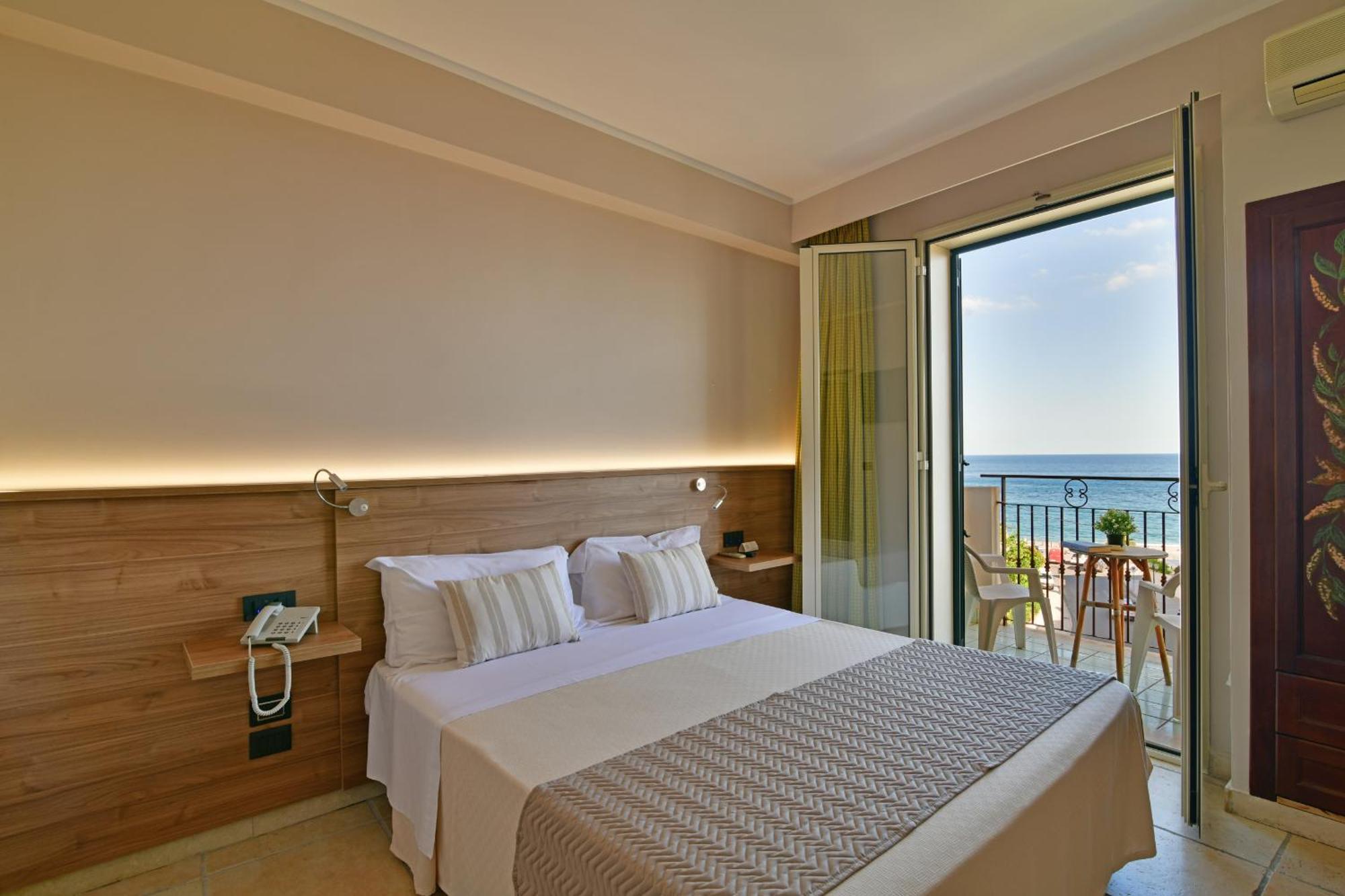 Hotel & Apartments Villa Linda Giardini-Naxos Exterior foto