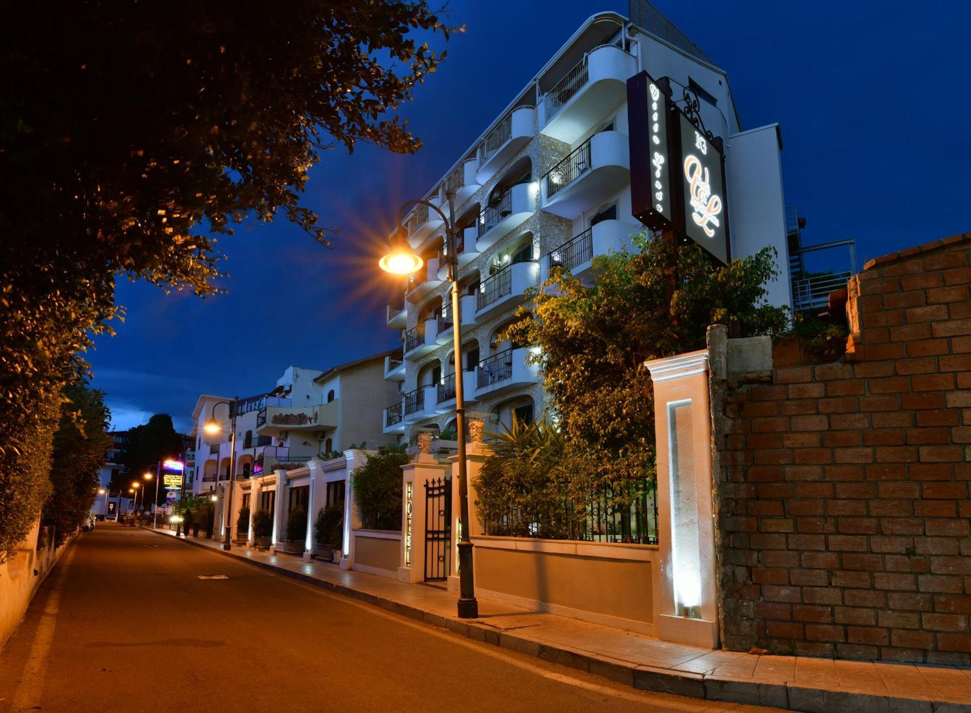 Hotel & Apartments Villa Linda Giardini-Naxos Exterior foto